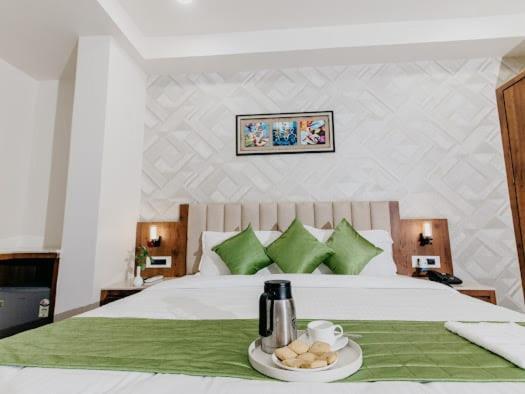 Hotel Emerald Inn Bhopal Dış mekan fotoğraf